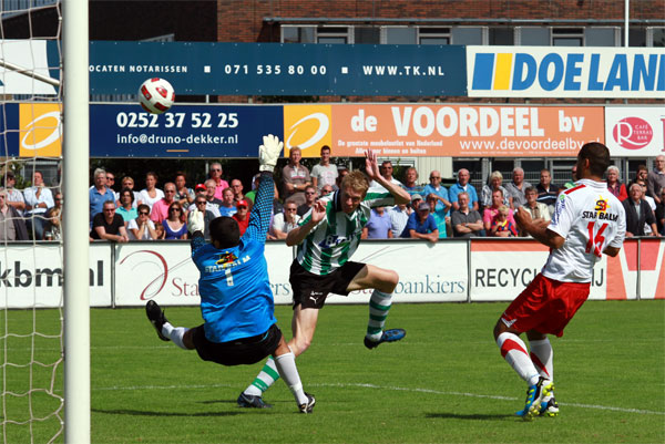v.v. Noordwijk - SC Genemuiden (Foto Helmich Lubberts).